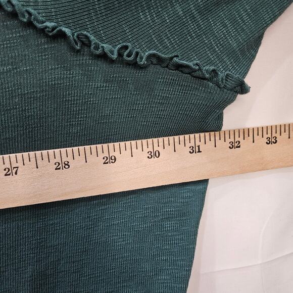 Lauren Conrad LC Green Sweater Ribbed Ruffled Long Sleeve Size 4X - Picture 6 of 7